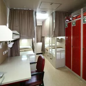 cabin5-300×300